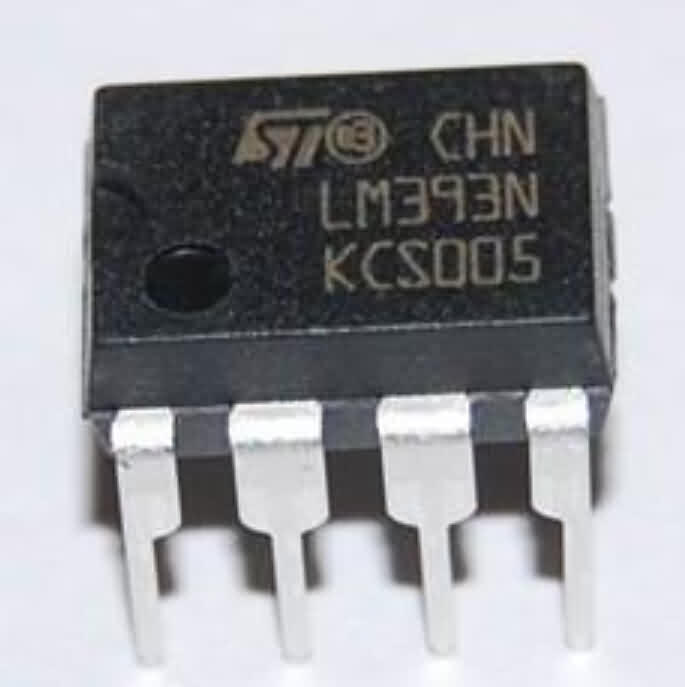 Low Power Dual Voltage Comparator - LM393N / LM339